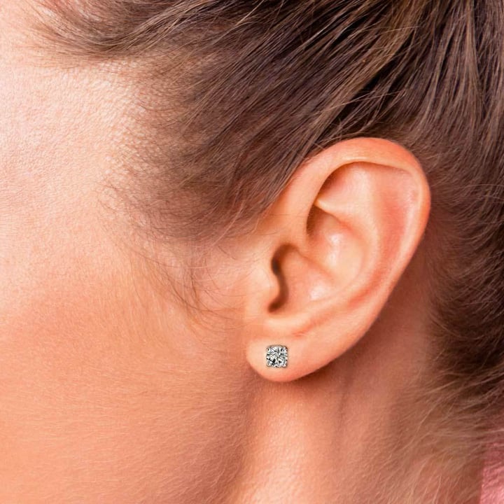 Single Four Prong Diamond Stud Earring Setting In Platinum | Thumbnail 01
