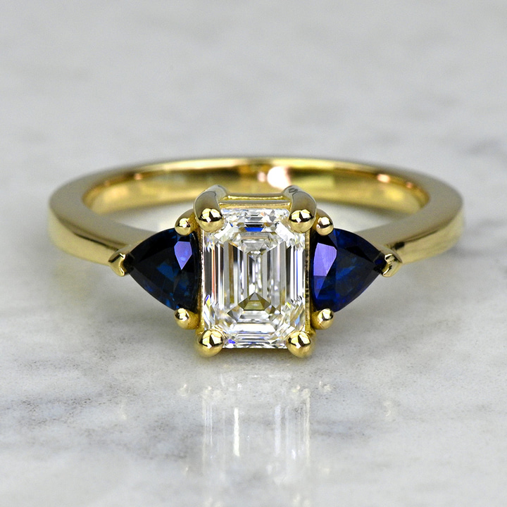 Trillion Cut Sapphire Engagement Ring Setting In Yellow Gold | Thumbnail 05
