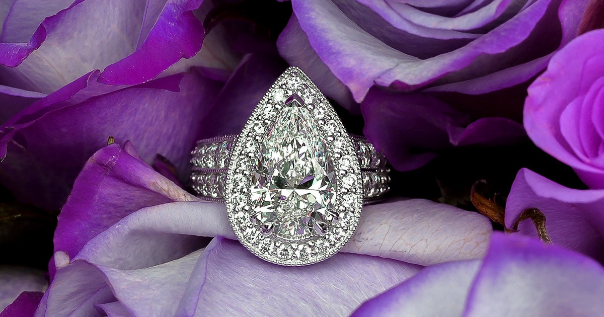 Why Celebs Prefer Pear Diamond Rings