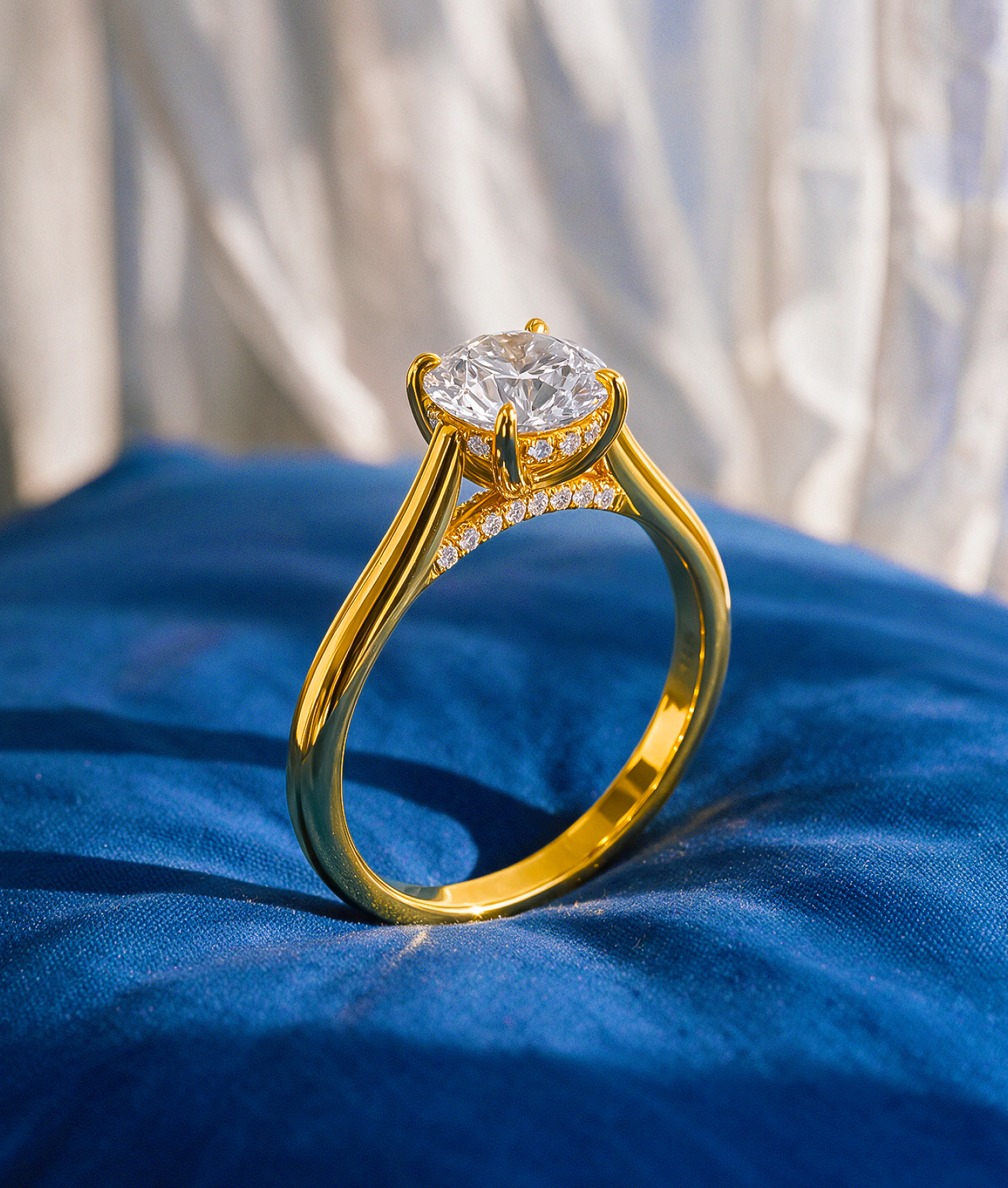 Diamond engagement ring