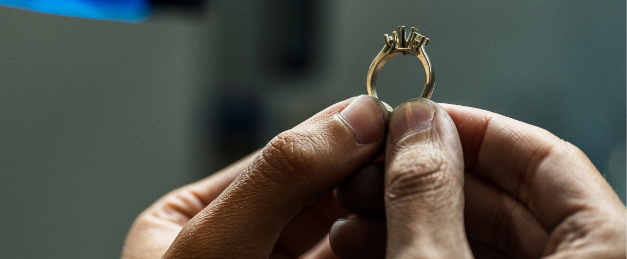 Diamond setting in progress