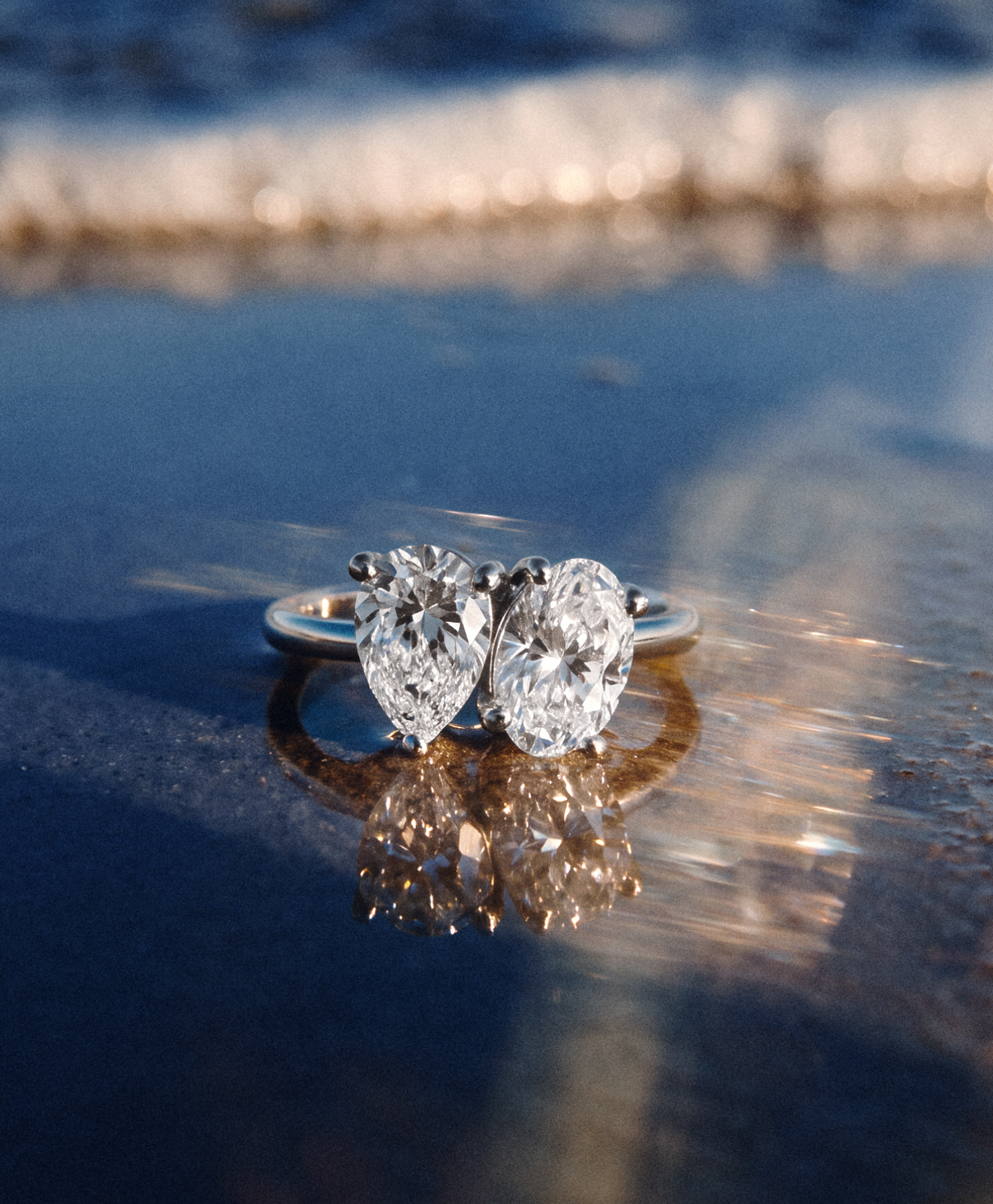 Toi et Moi diamond ring on the shore