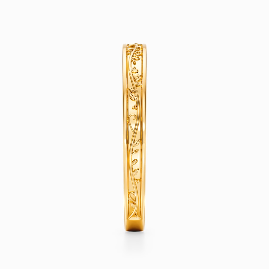 Antique Wedding Ring in Yellow Gold