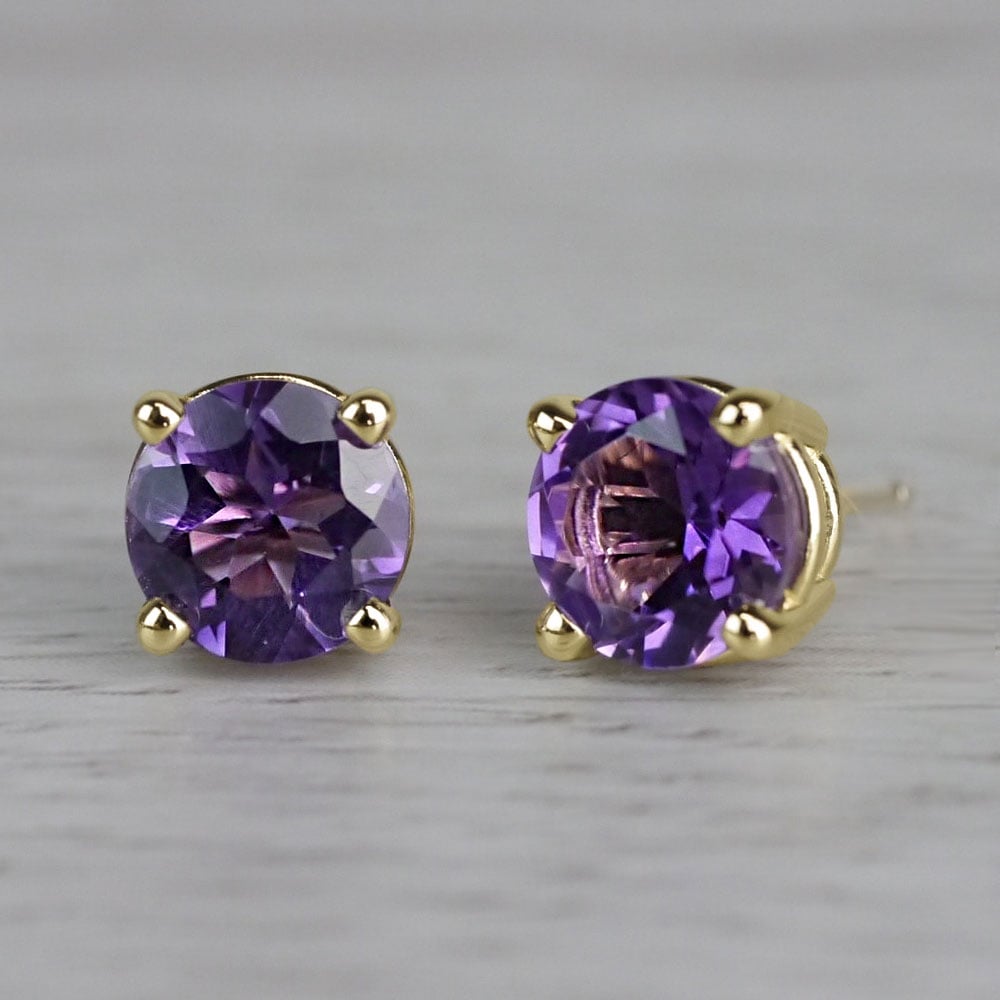 Purple Amethyst Stud Earrings In Gold (6.4 Mm) | 04