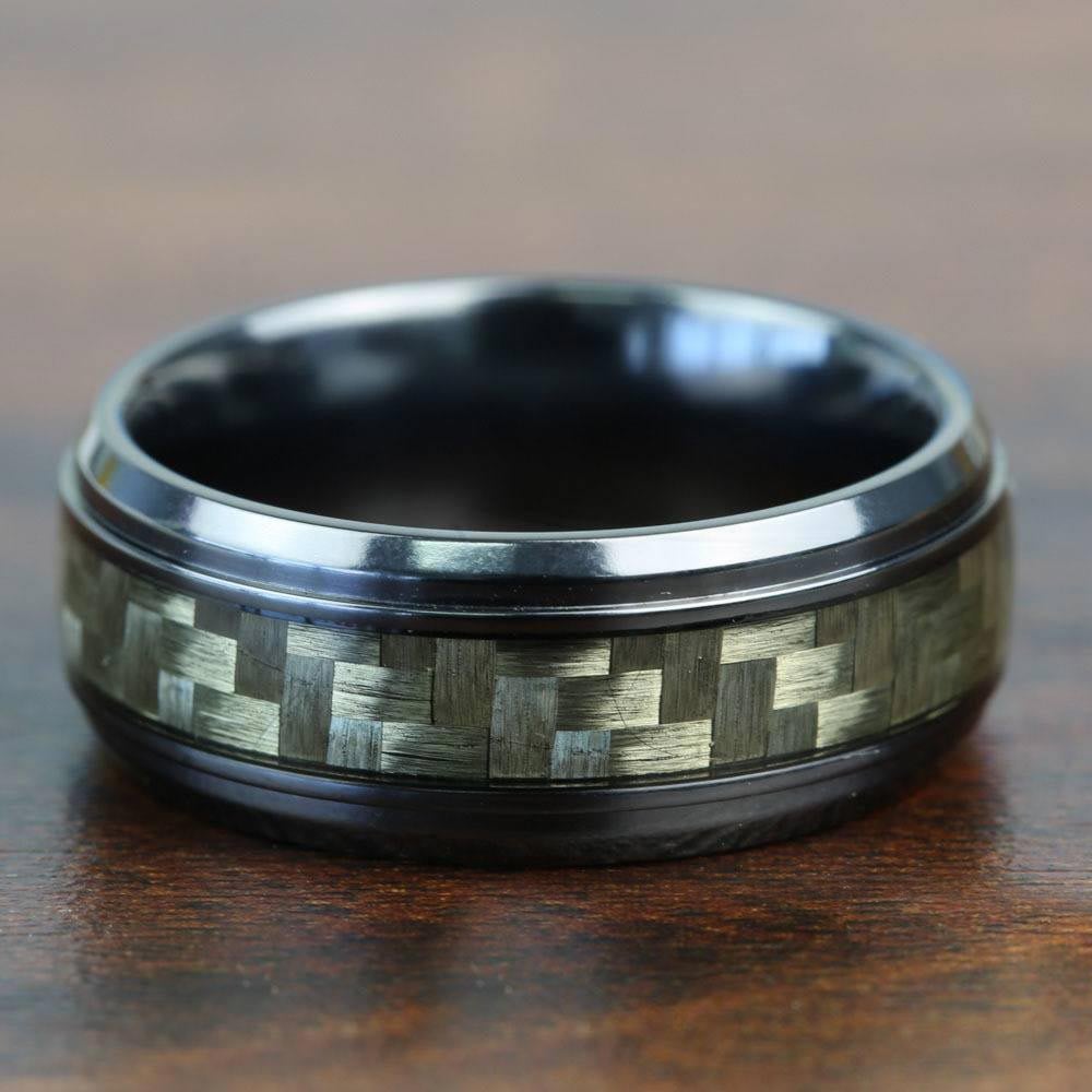 Beveled Carbon Fiber Men's Wedding Ring in Black Titanium (9mm) | 03