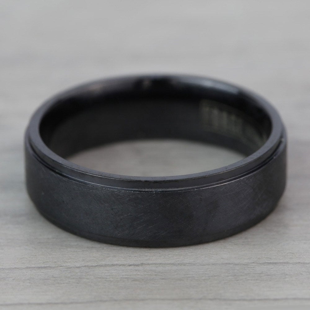 Beveled Pattern Mens Wedding Ring in Black Titanium (7mm) | 03
