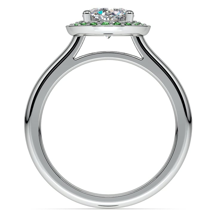 Diamond Ring Setting Surrounded By Emeralds In White Gold | Thumbnail 02