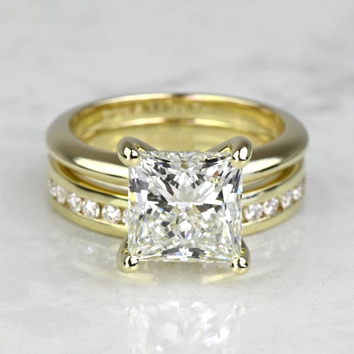 Solitaire Ring & Channel Diamond Bridal Set in Yellow Gold