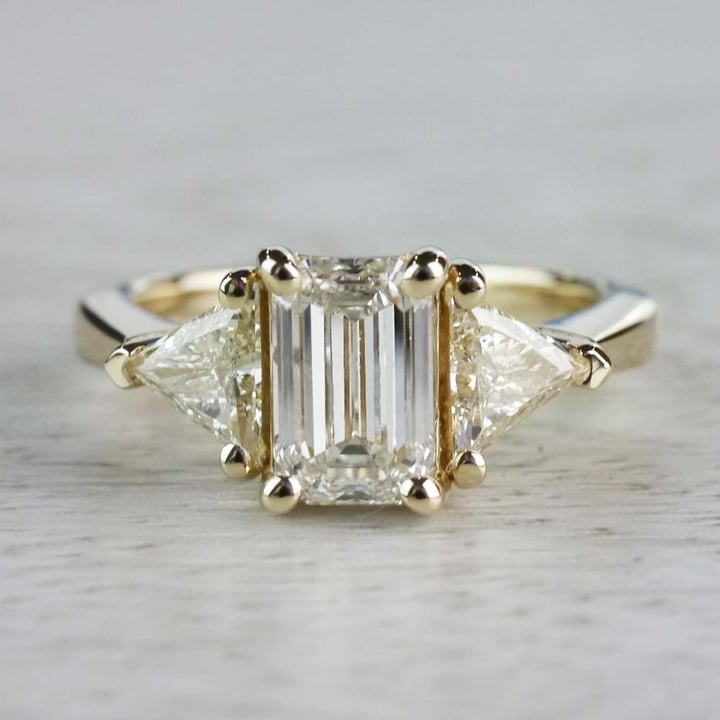 Incredible 1 Carat Emerald Cut Diamond Ring In Yellow Gold
