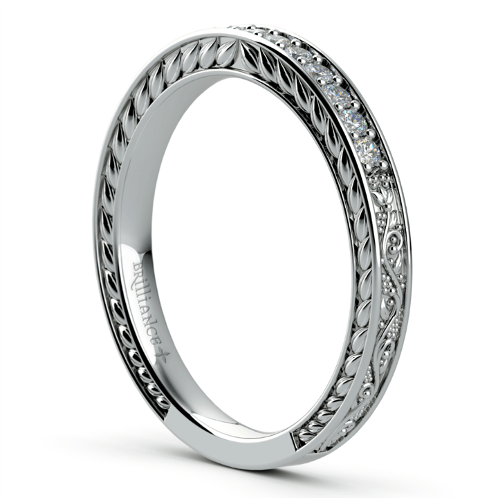 Antique Floral Diamond Wedding Ring in White Gold | Thumbnail 04