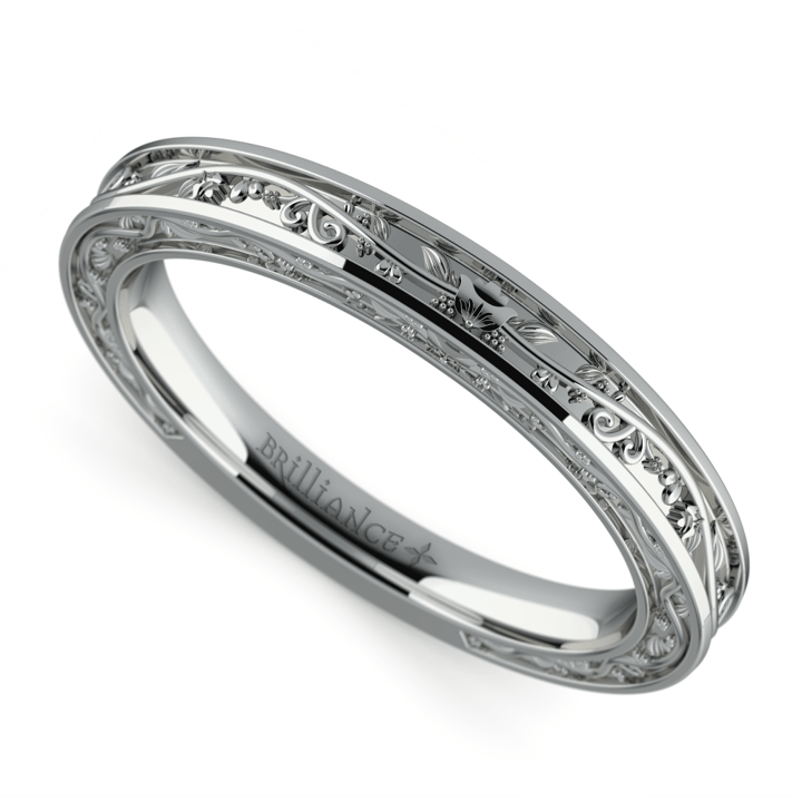 Antique Wedding Ring in Platinum | 01