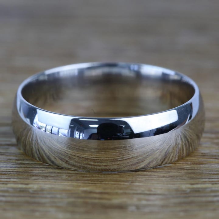 Mid-Weight Men's Wedding Ring in Platinum (6mm) | 03