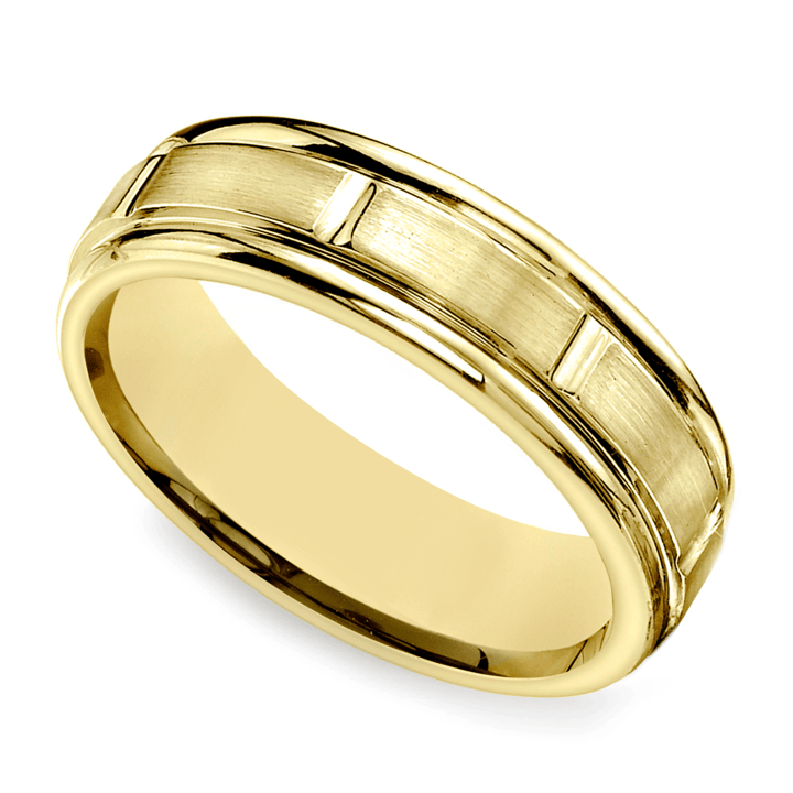 Vertical Grooved Men's Wedding Band in Yellow Gold | Thumbnail 01
