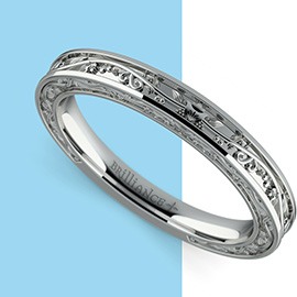 Antique Wedding Ring in White Gold