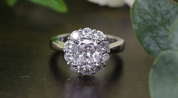 A Timeless Floral Ring