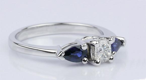 Modern Gemstone Rings: Sapphires