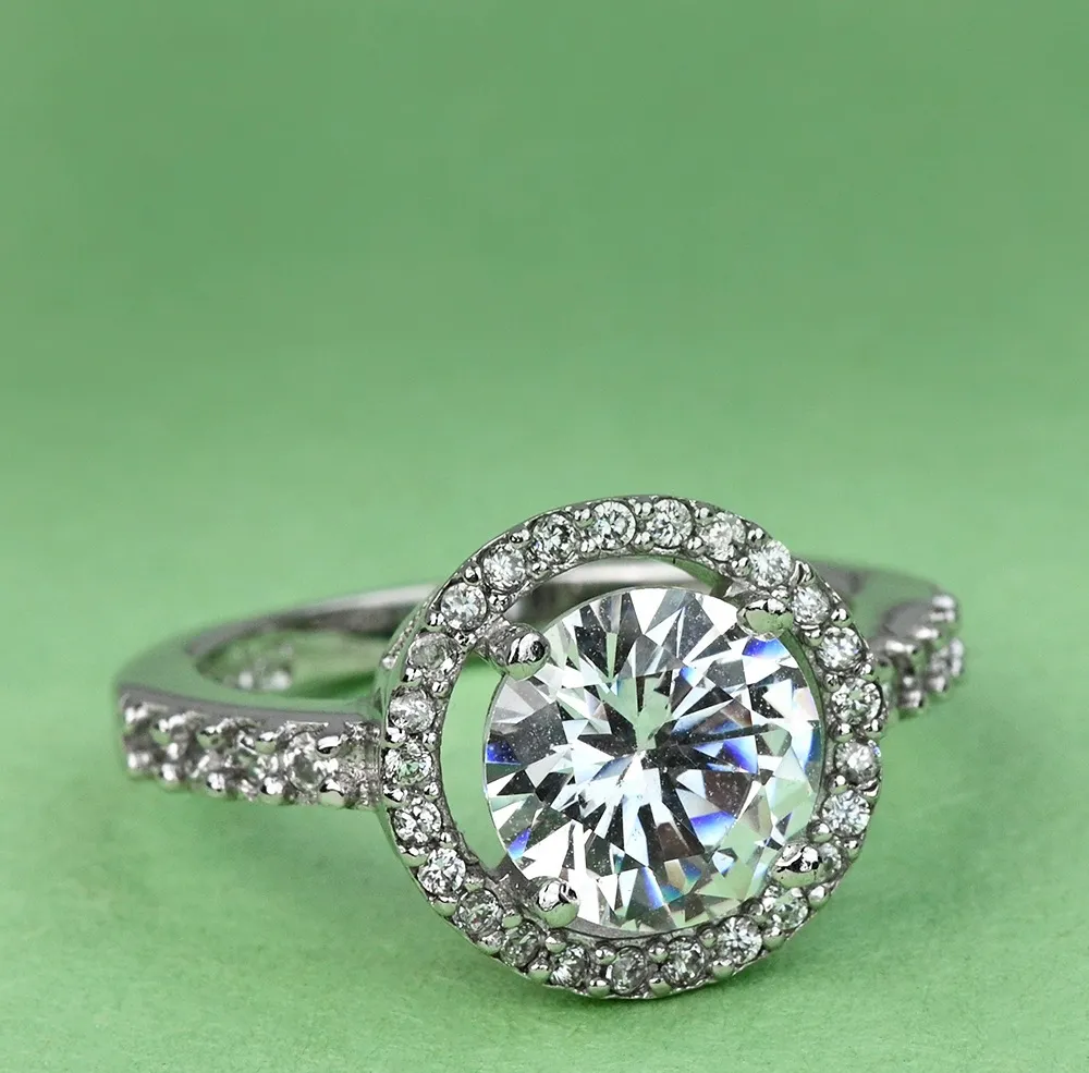 10 Unique Modern Diamond Engagement Rings Design 2023
