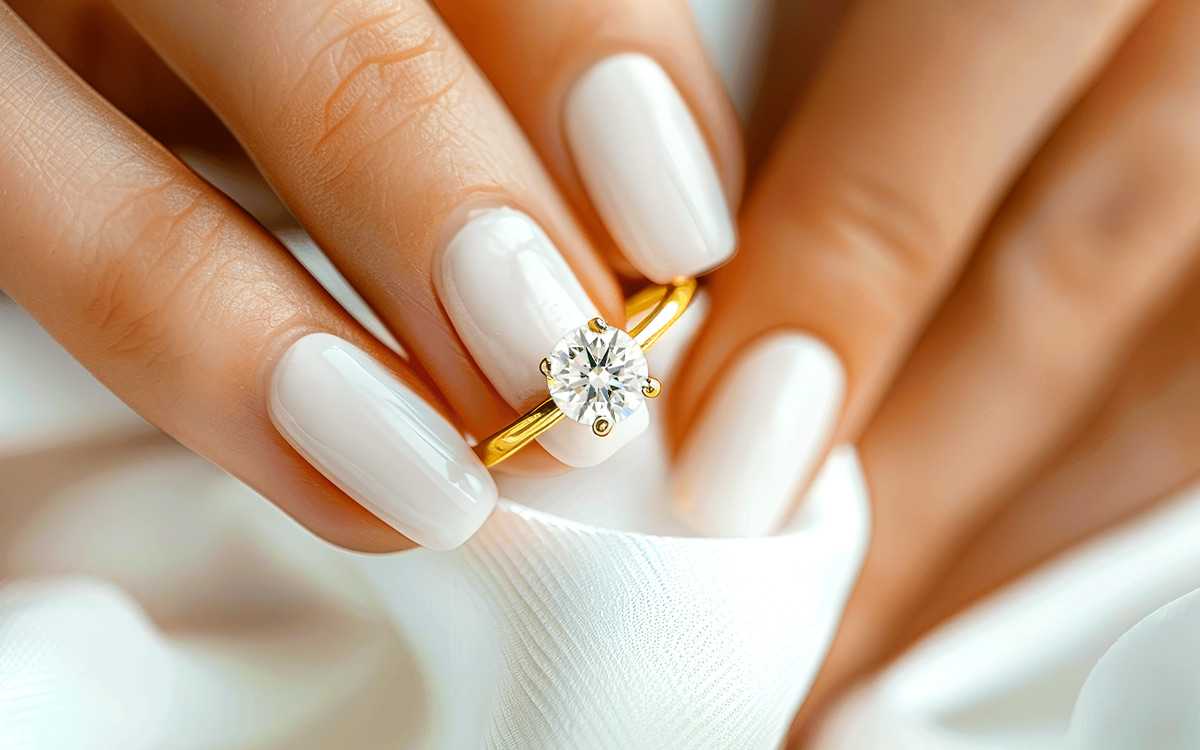 Diamonds Set in Yellow Gold
