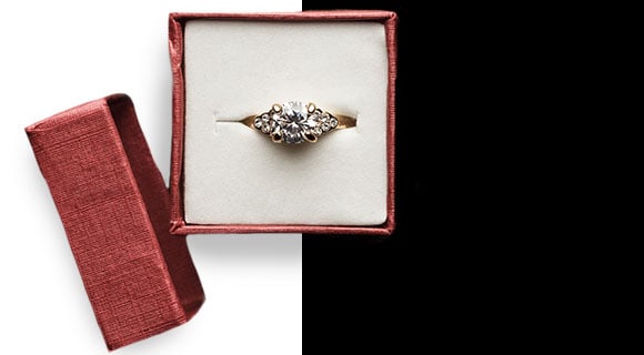 Proposing with a vintage-inspired...