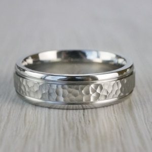 Hammered Men's Wedding Ring in Titanium  (7mm)