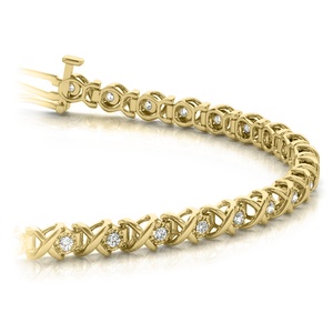 XO Diamond Link Bracelet In Gold (3/8 Ctw)