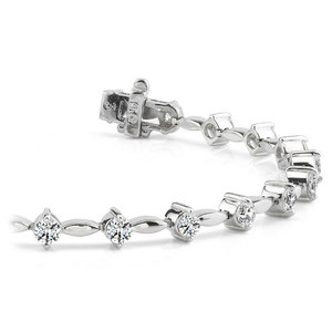 Teardrop Diamond Link Bracelet In White Gold