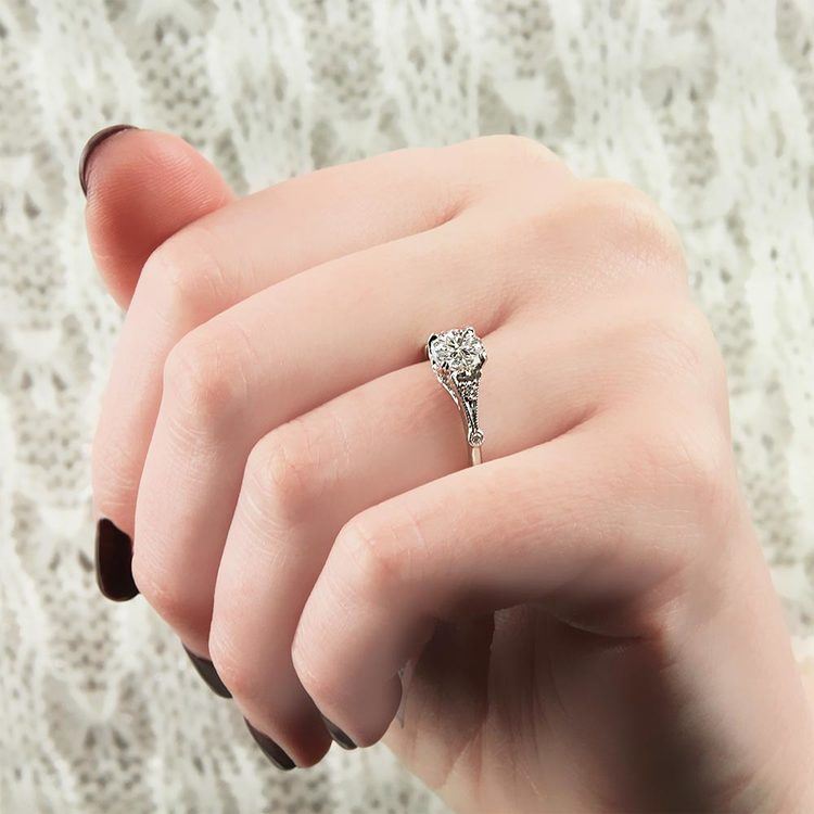 Art Deco Diamond Engagement Ring in White Gold | 04
