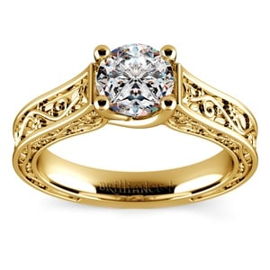 Antique Solitaire Engagement Ring in Yellow Gold