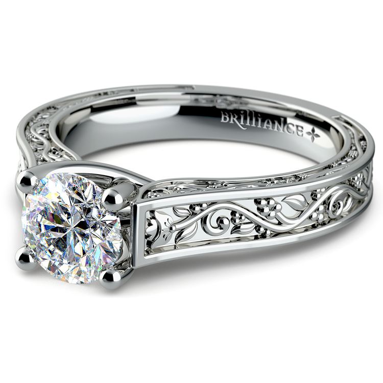 Antique Solitaire Engagement Ring in White Gold | 04