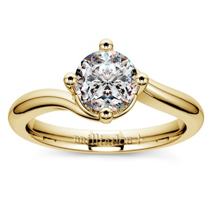 Classic Yellow Gold Solitaire Twist Engagement Setting 