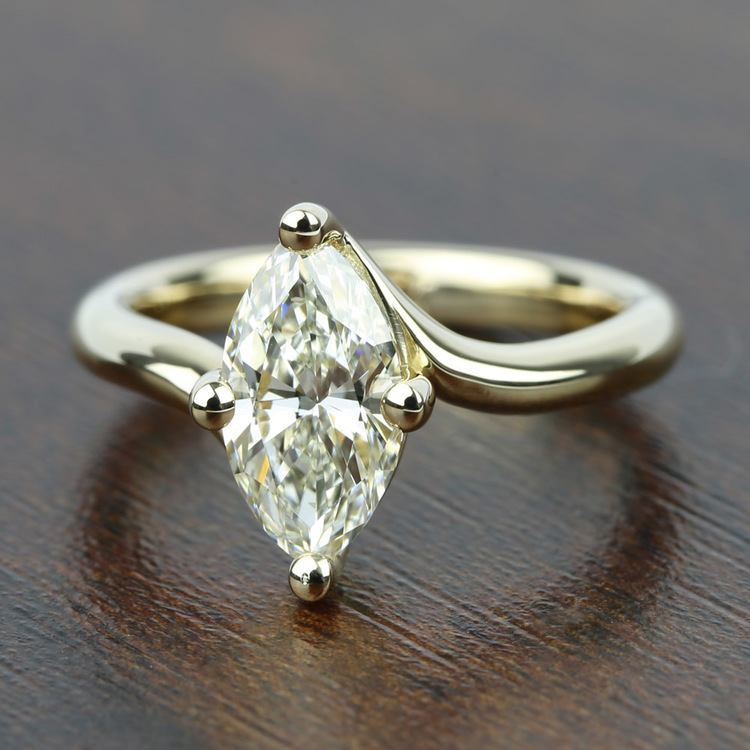 Classic Yellow Gold Solitaire Twist Engagement Setting  | 05