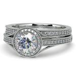 Vintage Milgrain Halo Diamond Bridal Ring Set In Platinum | Thumbnail 04