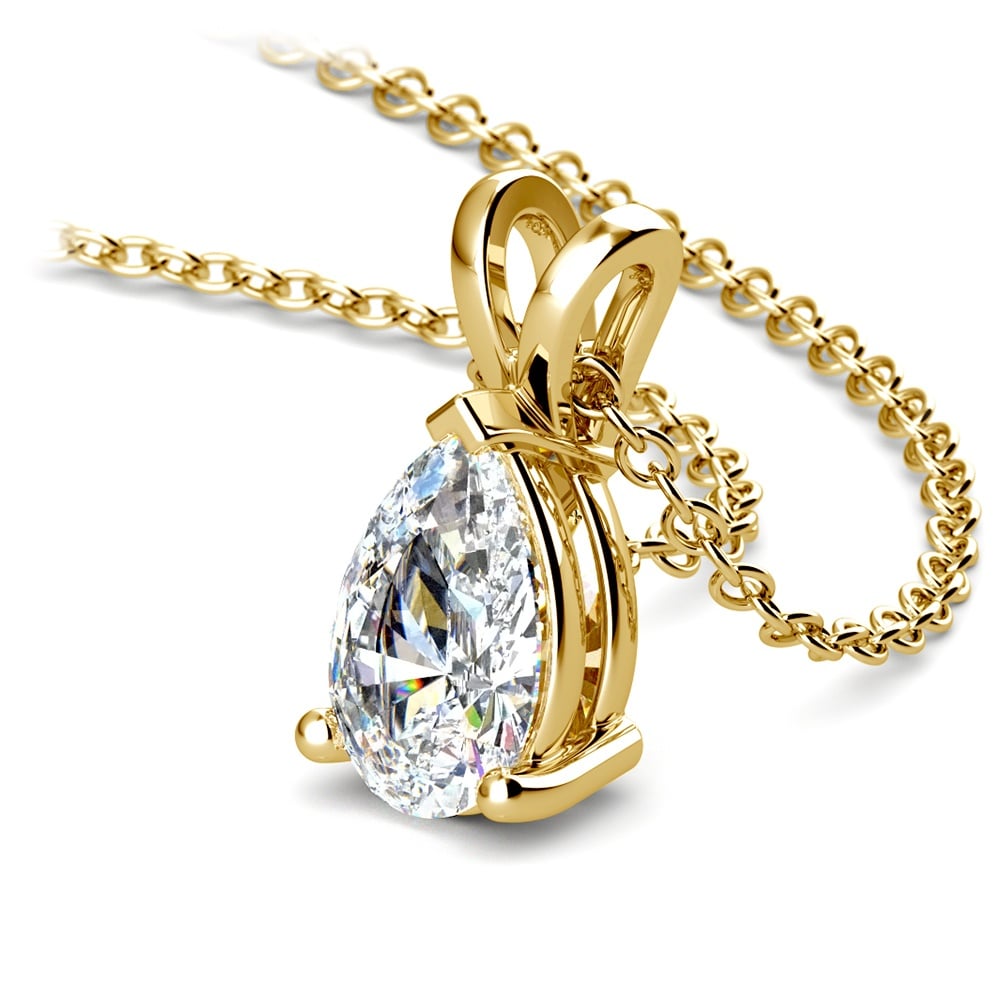1 1/2 Carat Pear Shaped Diamond Necklace In Yellow Gold | 03
