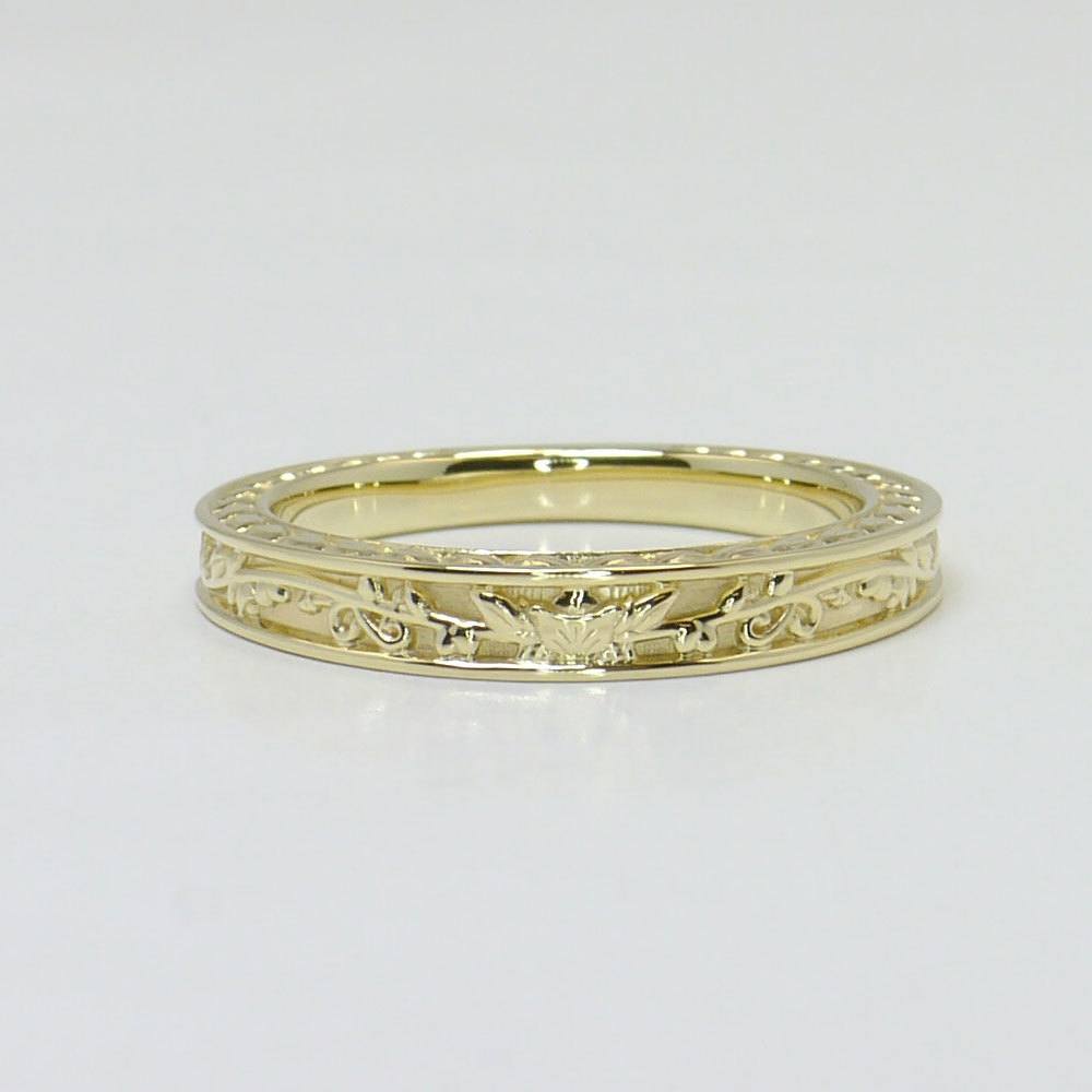 Antique Floral Pattern Wedding Band In Yellow Gold
