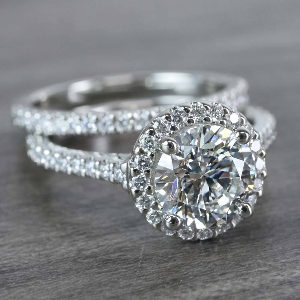 Beautiful Halo Engagement 2 Carat Diamond Ring Wedding Set angle 3