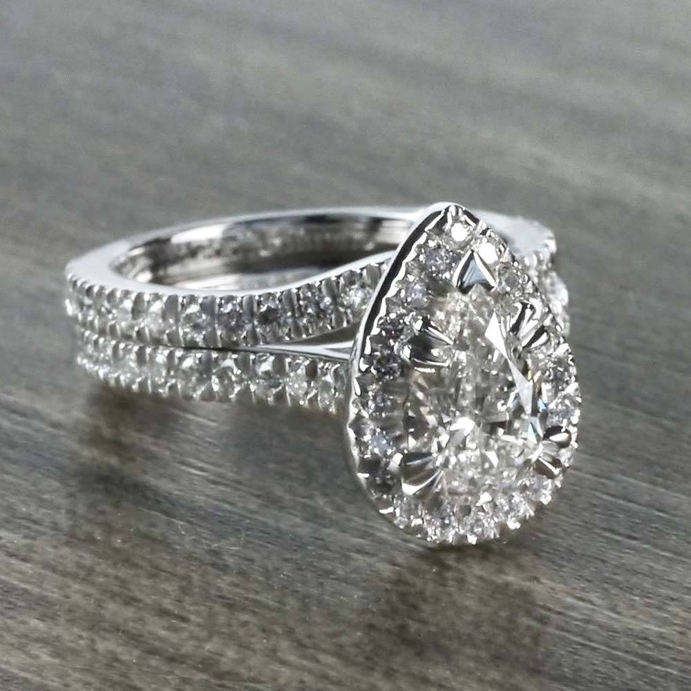 Petite 1 Carat Pear Halo Diamond Engagement Ring