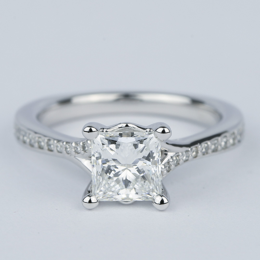 Houston Diamond District 0.33 Carat Princess Cut Diamond Engagement Ring - Twisting Split Shank Design (J-K/I2)