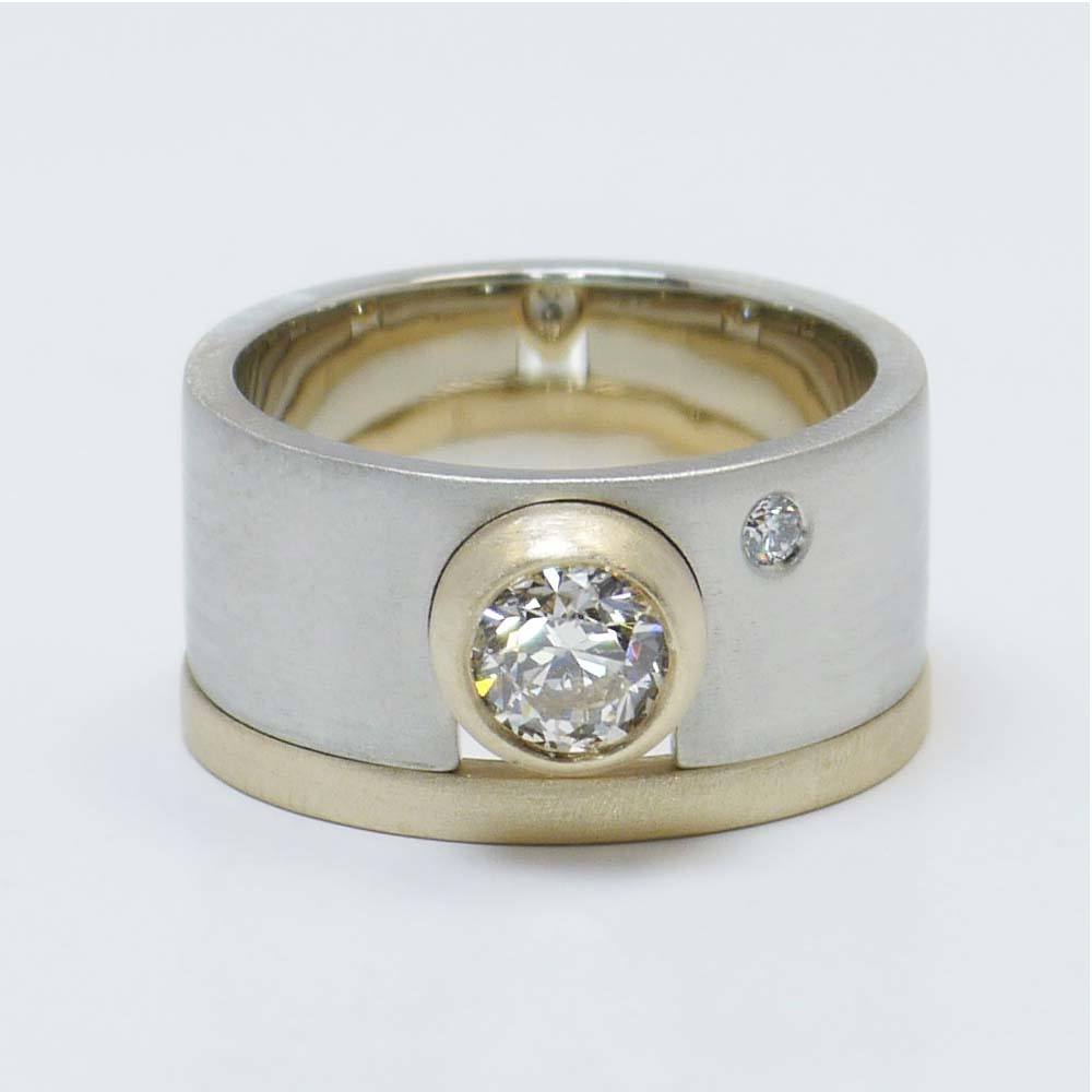 Unique Dual Tone Bezel Set Engagement Ring With Wedding Band