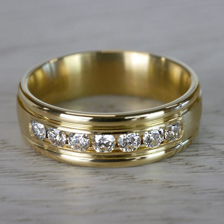 Channel Diamond Men's Wedding Ring in Yellow Gold (6mm)