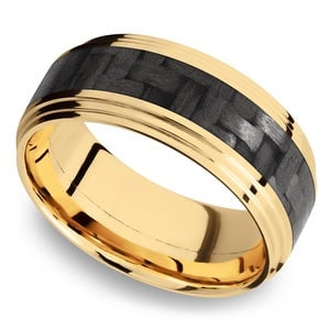 Double Stepped Edges Carbon Fiber Inlay Men's Wedding Ring in 14K Yellow Gold (9mm)