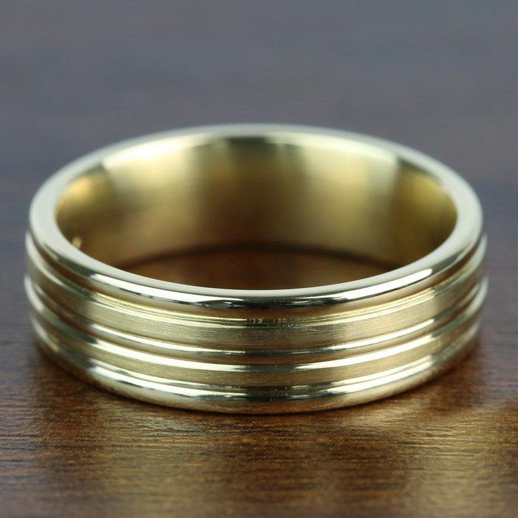Sectional Satin Men's Wedding Ring in Yellow Gold (6mm) | 03