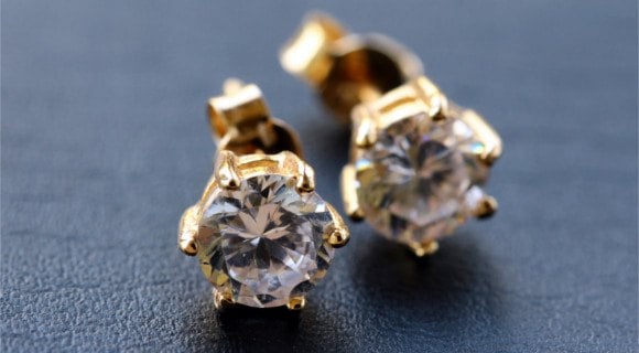 How to Buy Conflict-Free Diamond Stud Earrings